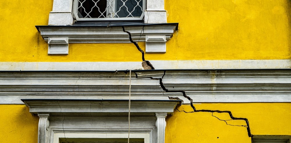 Subsidence Risk - Crack in Building