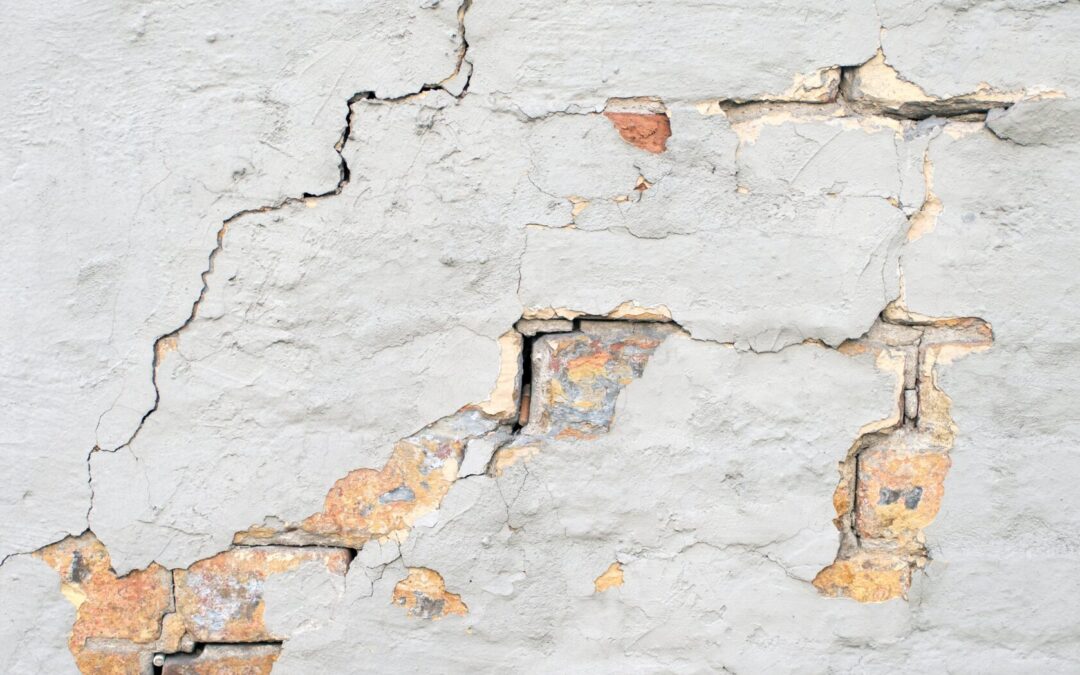 Building Defect Cracks In Wall